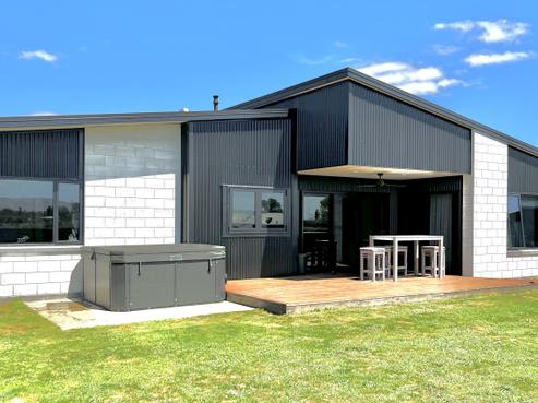 33 Second Avenue, Waihou