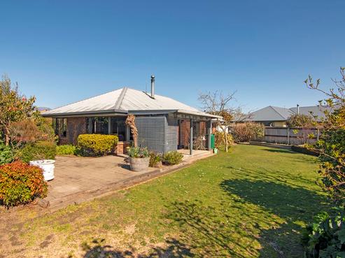 13 Stagg Place, Brightwater