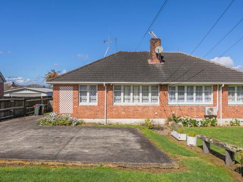 10 Mcculloch Road, Panmure