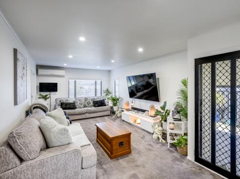 76 Clarence Cox Crescent, Pirimai