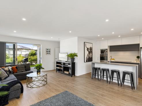 14B Marine Garden Crescent, Beachlands
