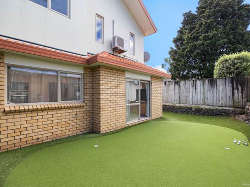 56 Saint Andrews Road, Epsom
