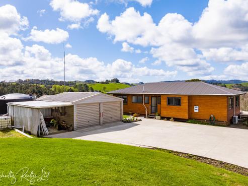 33 Nikau Lane, Maungaturoto
