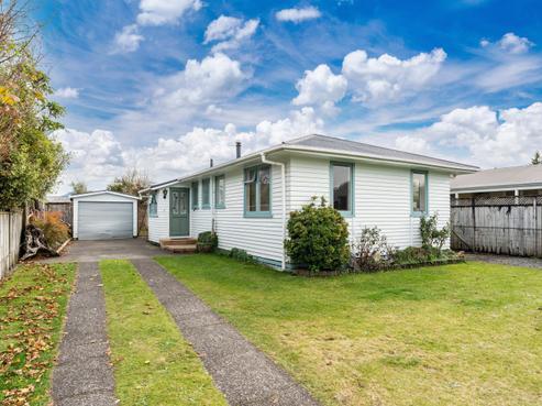 80 Rangipoia Place, Turangi