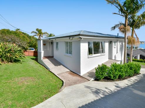 954 Whangaparaoa Road, Manly