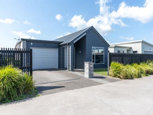 6 Wyrall Way, Chartwell