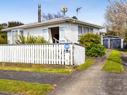 13 Bridger Place, Eltham