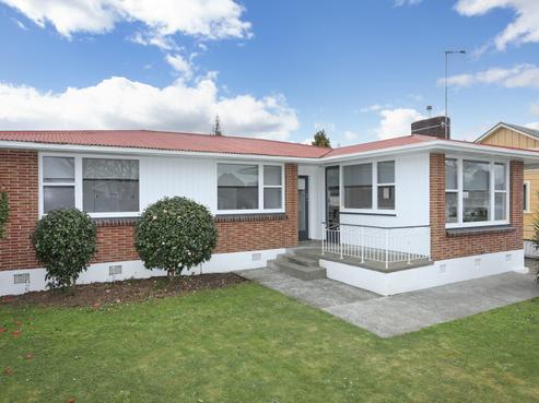 4 Queen Street, Feilding