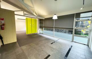 REFURBISHED IN THE HEART OF NEWMARKET
