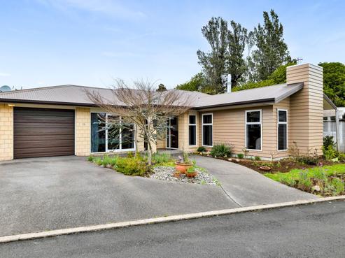 2A Margaret Alice Close, Whalers Gate