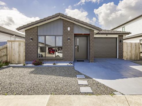 18 Survila Street, Takanini