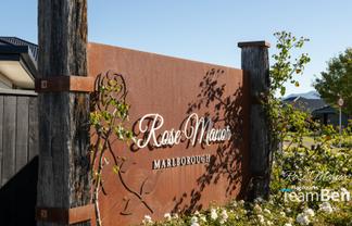 5 Granville Close, Rose Manor, Springlands