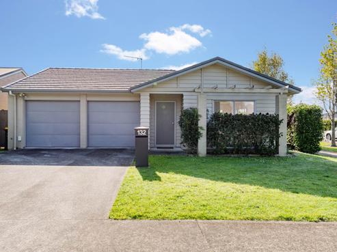 132 Popokatea Drive, Takanini