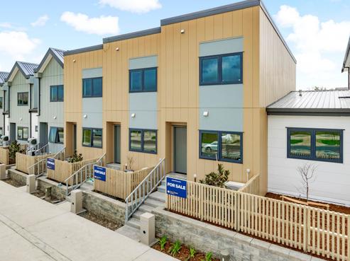 37 Otuwairoa Esplanade, Opaheke