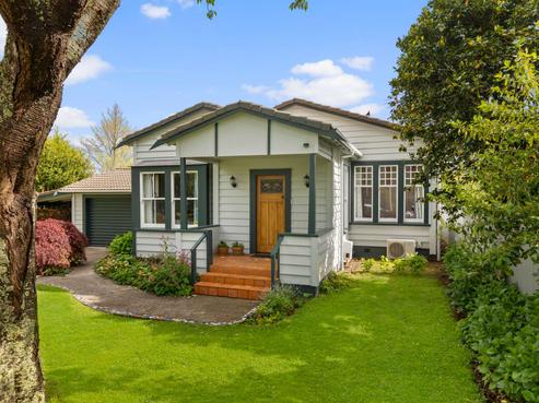9 Devon Street, Glenholme