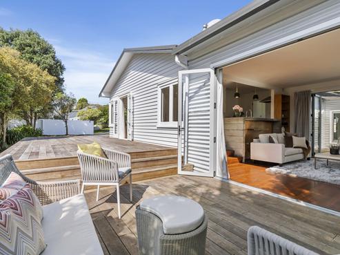 68 County Road, Torbay