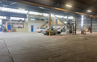 Multi Tenancy Industrial in Sockburn - 196m2