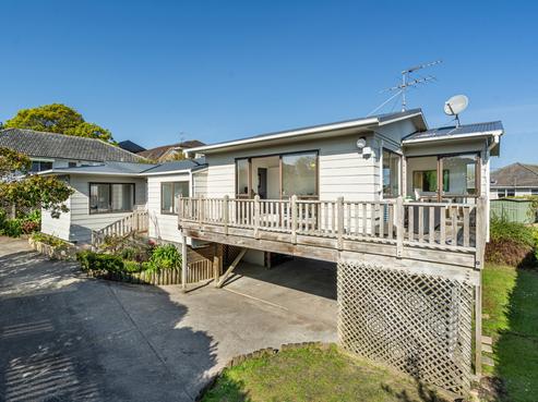 49B Merani Street, Belmont