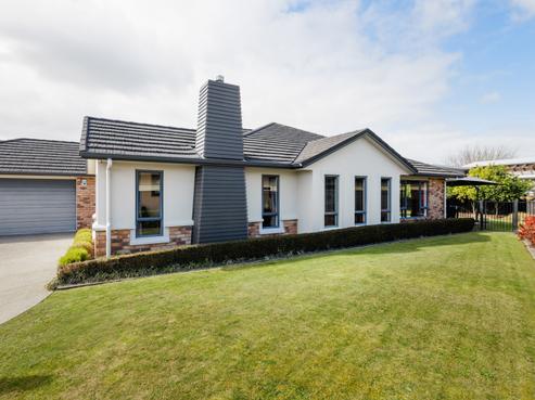 58 Palliser Drive, Huntington