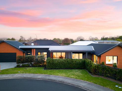 17 Kowhai Drive, Cambridge