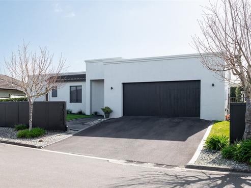 3 Aspen Court, Huntington
