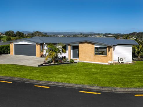 4 Karika Place, Massey
