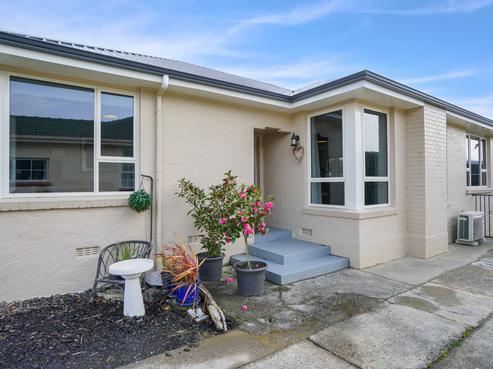 570 Tay Street, Hawthorndale