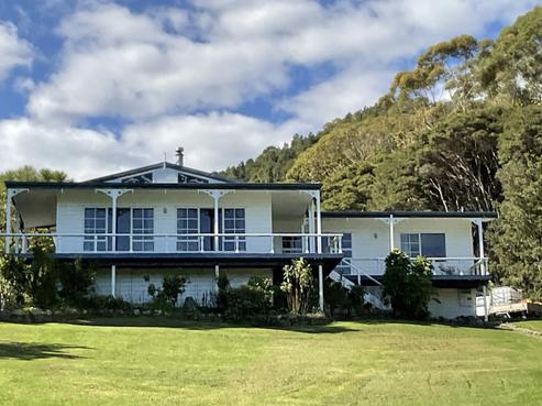 528A Thames Coast Road, Te Puru