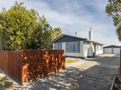 806 Huia Street, Camberley