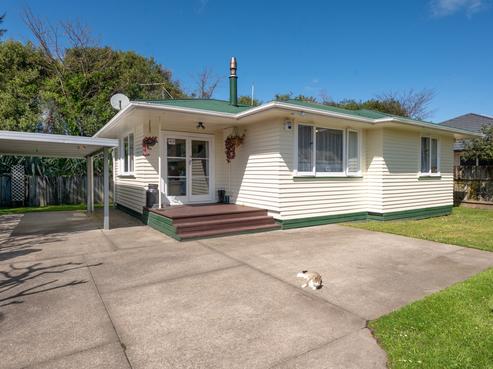 86B Clayton Road, Mangakakahi
