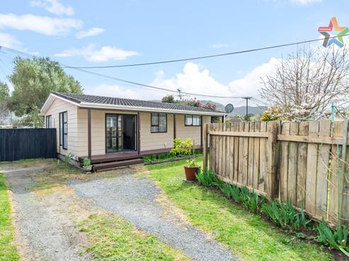 1279A High Street, Taita