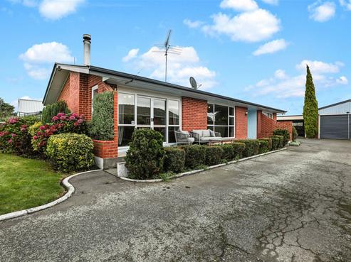61 Trevors Road, Hampstead