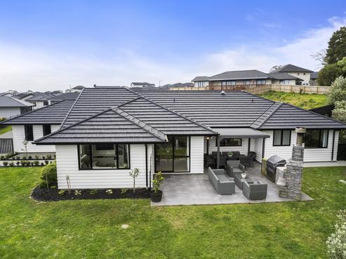 13 Te Aparangi Crescent, Papakura