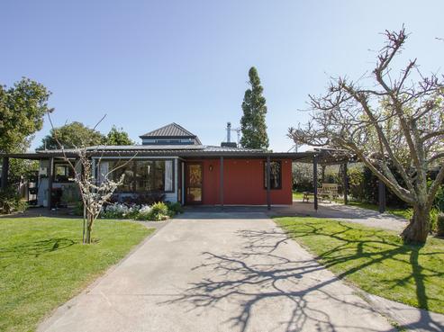 21 Upham Crescent, Taradale