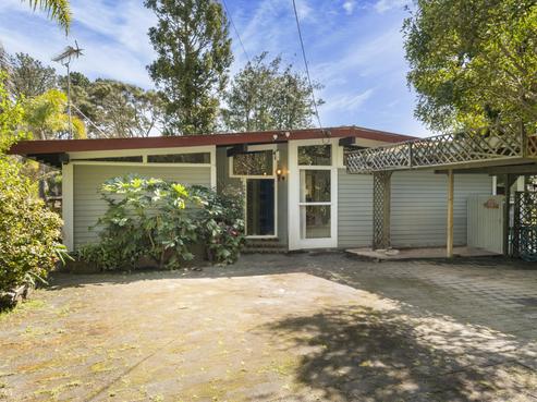 25 Konini Road, Titirangi