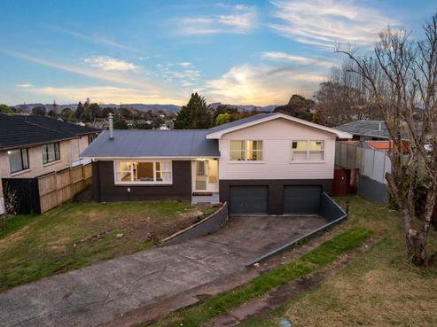 400 Great South Road, Opaheke