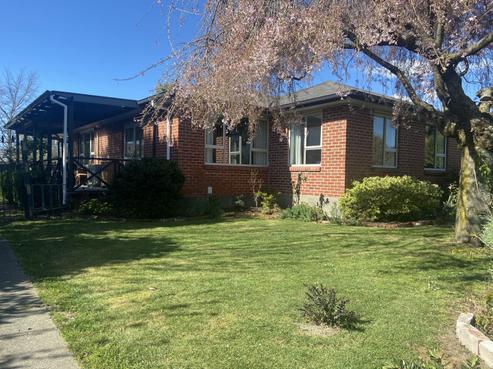 32 Saunders Road, Allenton