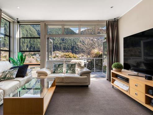 1/97 Hallenstein Street, Queenstown Central