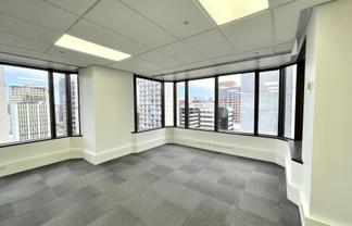 Refurbished Excellence with Amenities