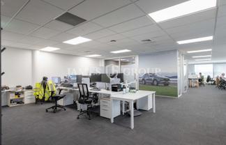 323M² OFFICE WITH FITOUT AND NATURAL LIGHT