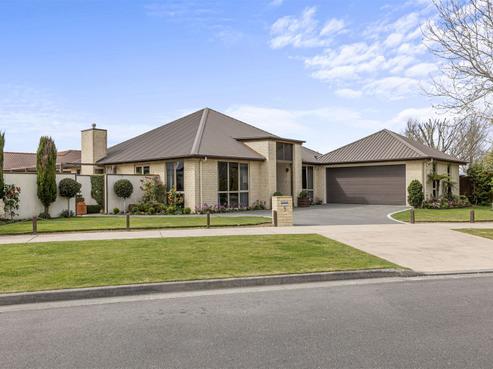 5 Richard Seddon Drive, Northwood