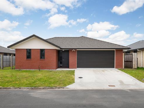 6 Oderings Place, Huntington
