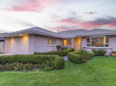 1 Glen Loch Place, Paraparaumu