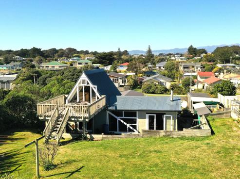 115 Rua Avenue, Waitarere Beach