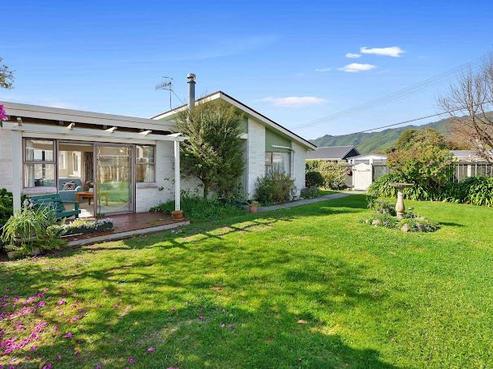 1 Miro Street, Waikanae
