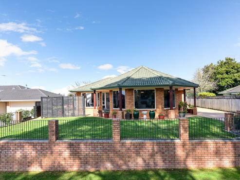 23 Dixon Road, Fitzroy