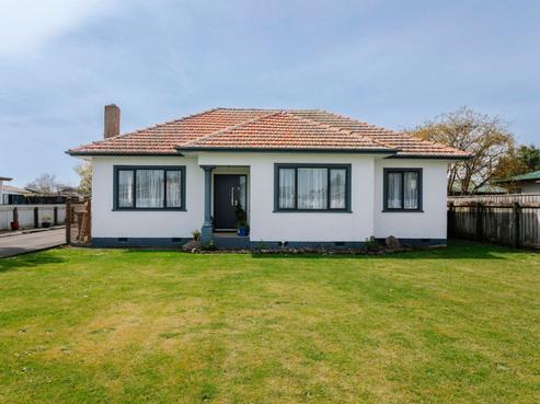 49 Barraud Street, Dannevirke