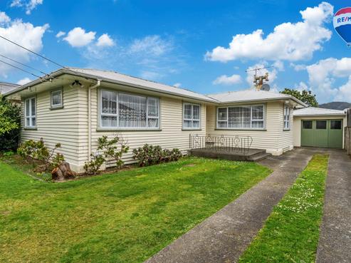 204 Taita Drive, Avalon