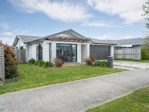 37 Gum Spear Road, Takanini