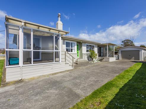 11 Jull Crescent, Waipukurau and Surrounds